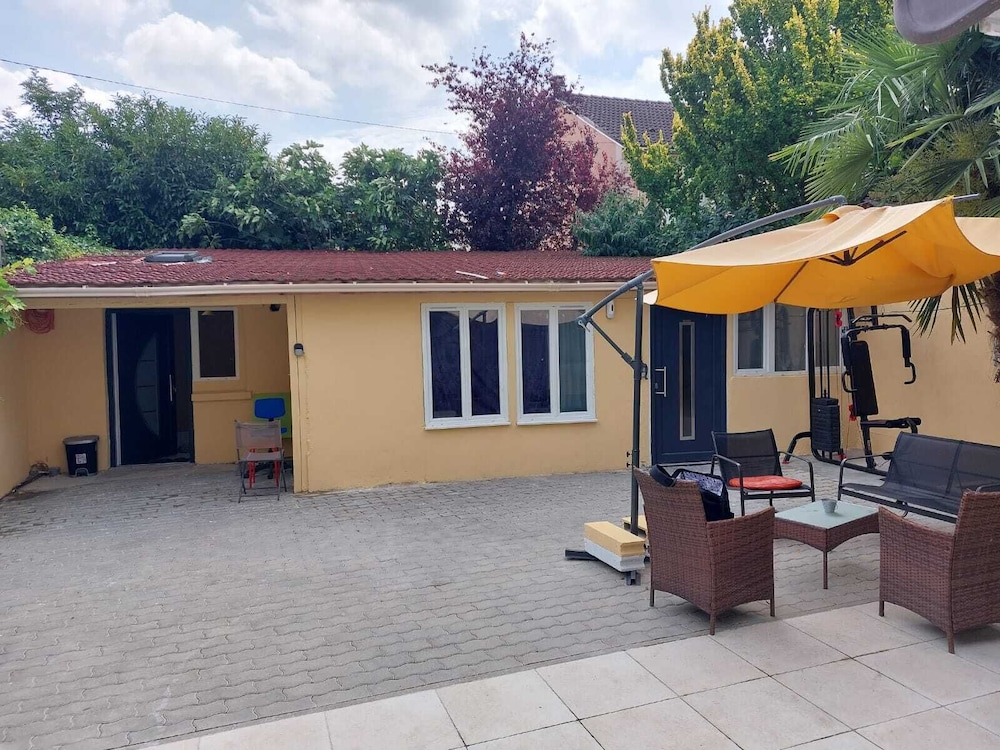 Villa Olympique Proche Paris view 2