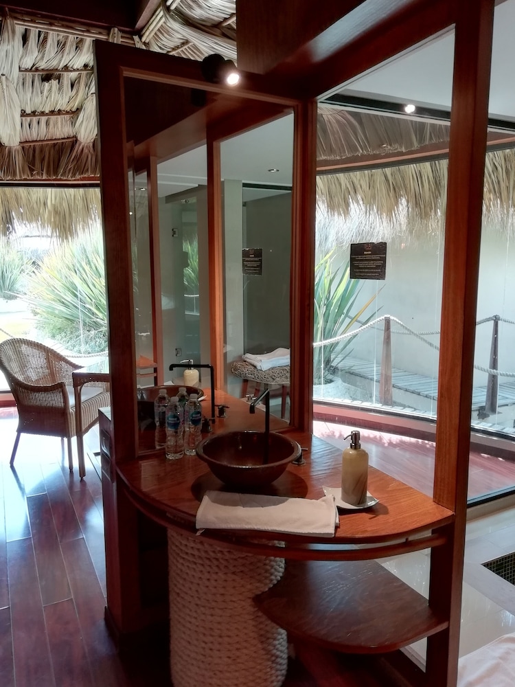 Thai Lagoon Select Motel view 5