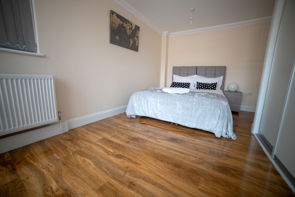 The Coach House by Riis Property view 4
