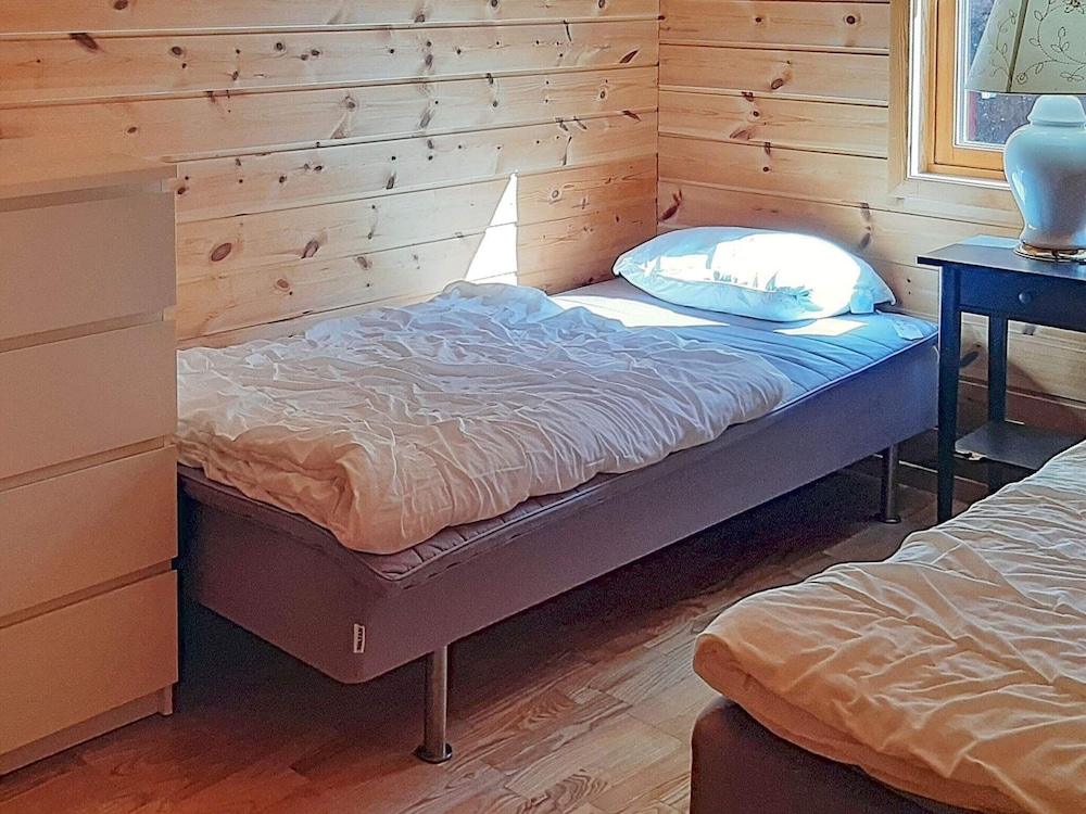7 Person Holiday Home in Sjernaroy view 3