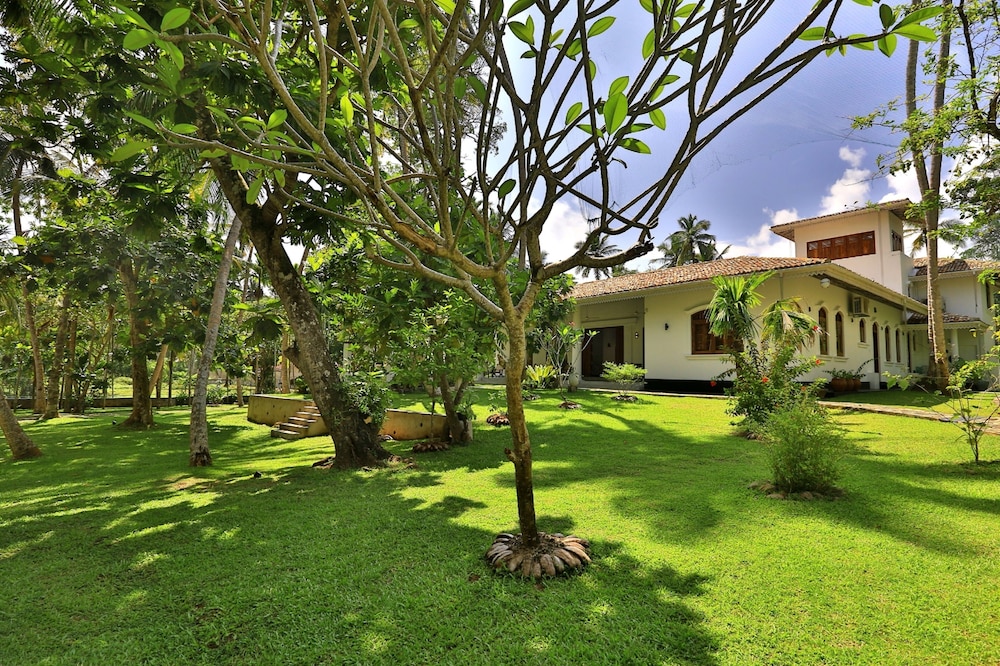 Amara Villa