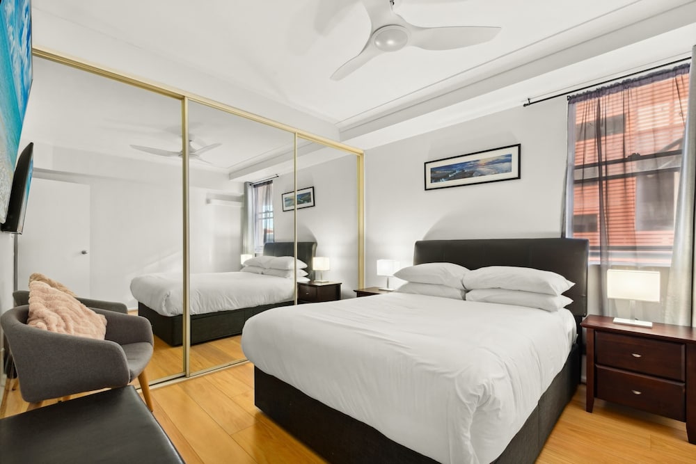 Spacious 2-bed Apartment Near Parramatta CBD