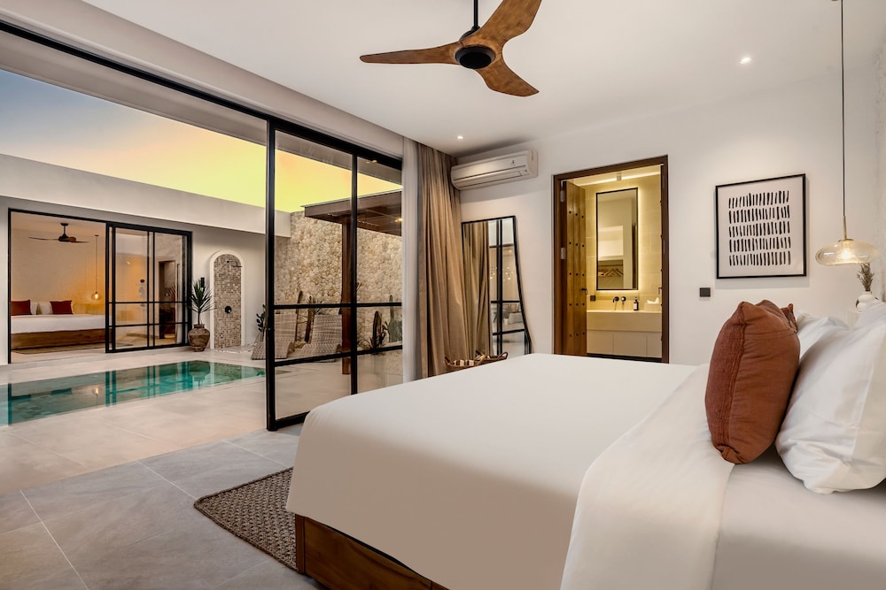 Apricot House by Alfred in Bali - Brand NEW Cozy 3BD Pool House Close to Bingin Beach