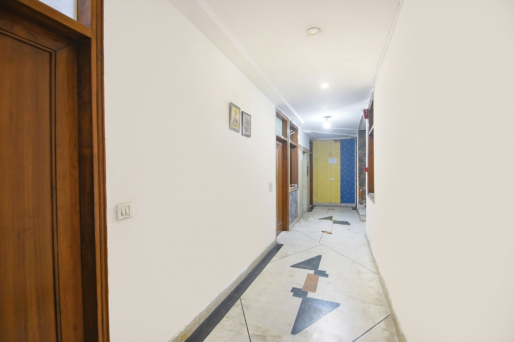 Fabhotel Western
