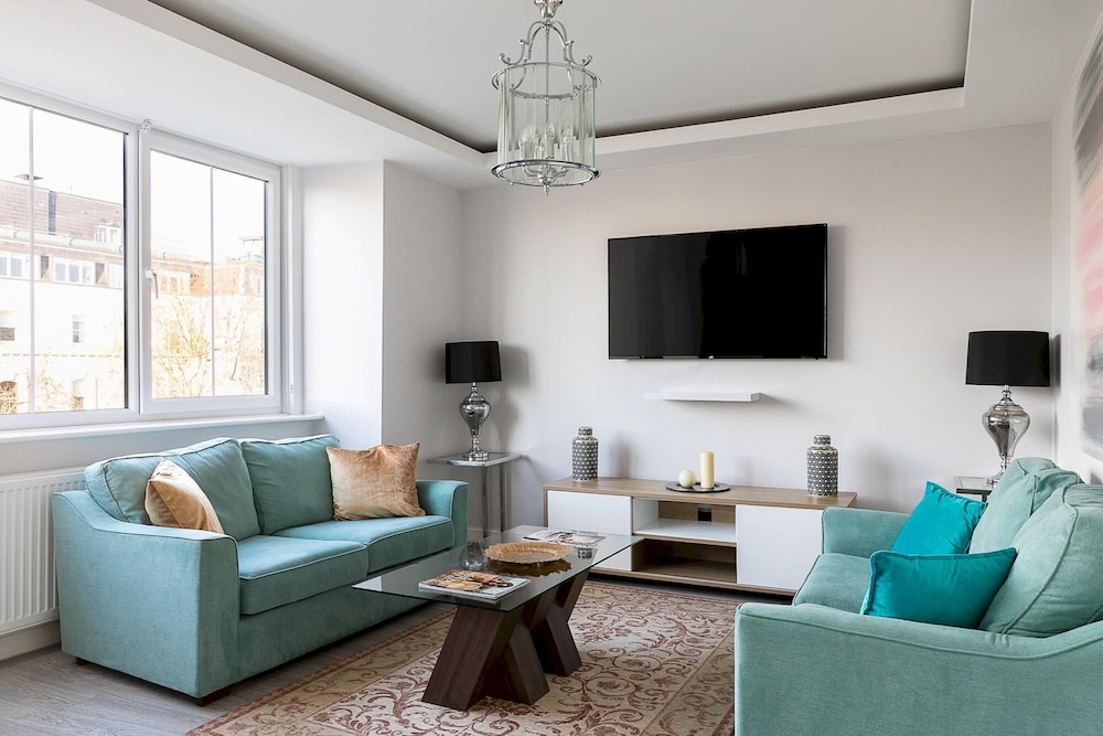 Penthouse Brand new on Cromwell Road