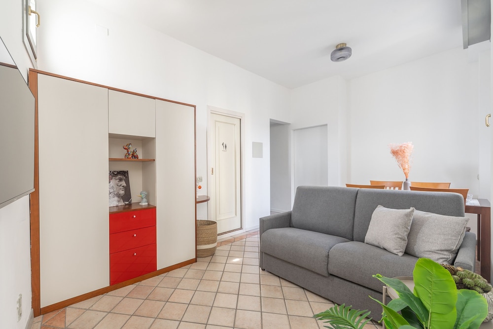 Boccaccio - Stunning Central 1bdr With Terrace in Cadorna Area