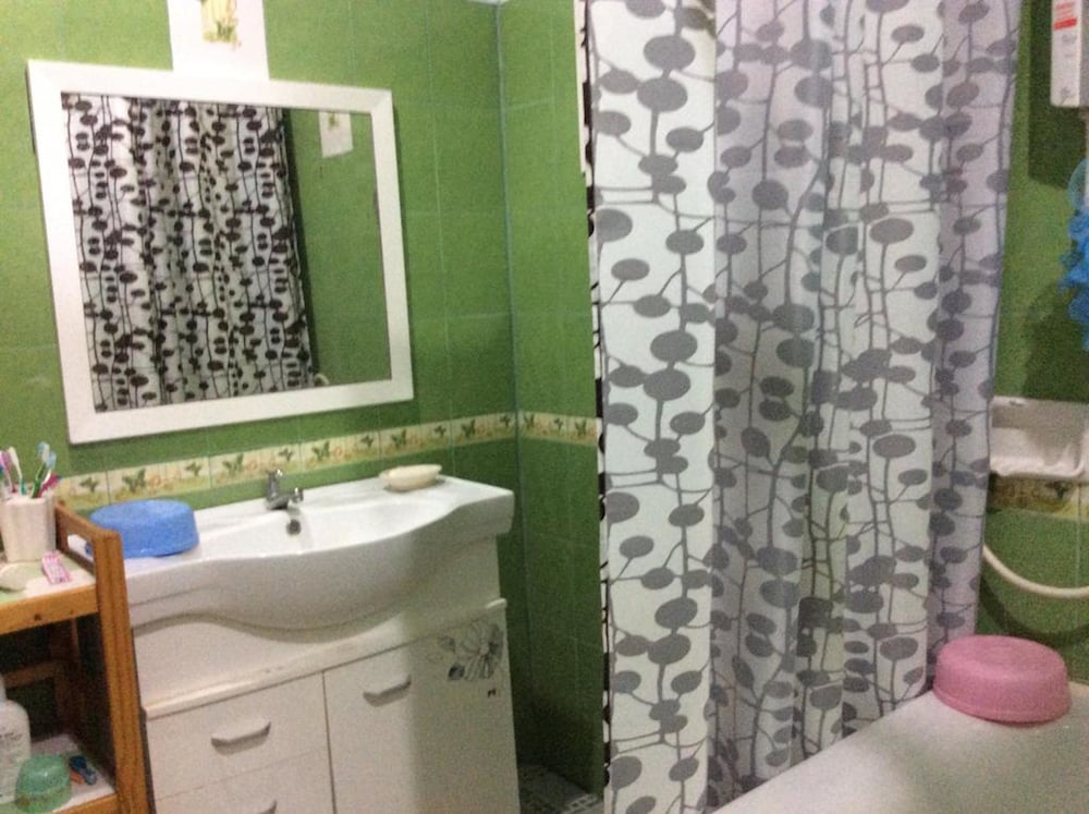 Chaleena Homestay