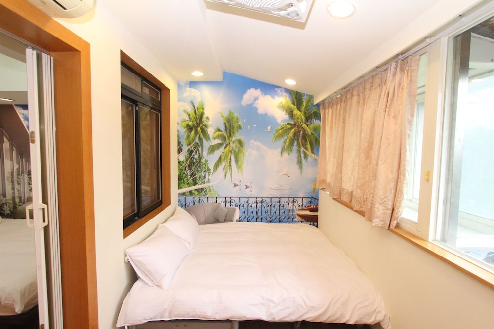 Peace Art Villa