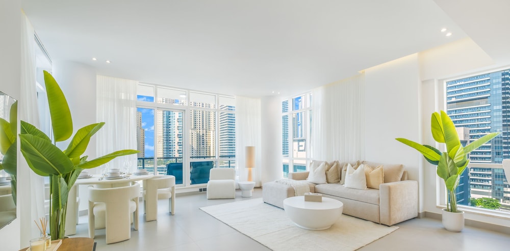 LUX The Majara Marina View Suite