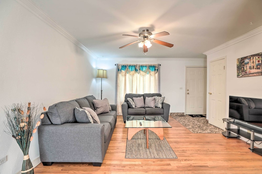 Glendale Heights Home With Office and Backyard! - Property Image 20