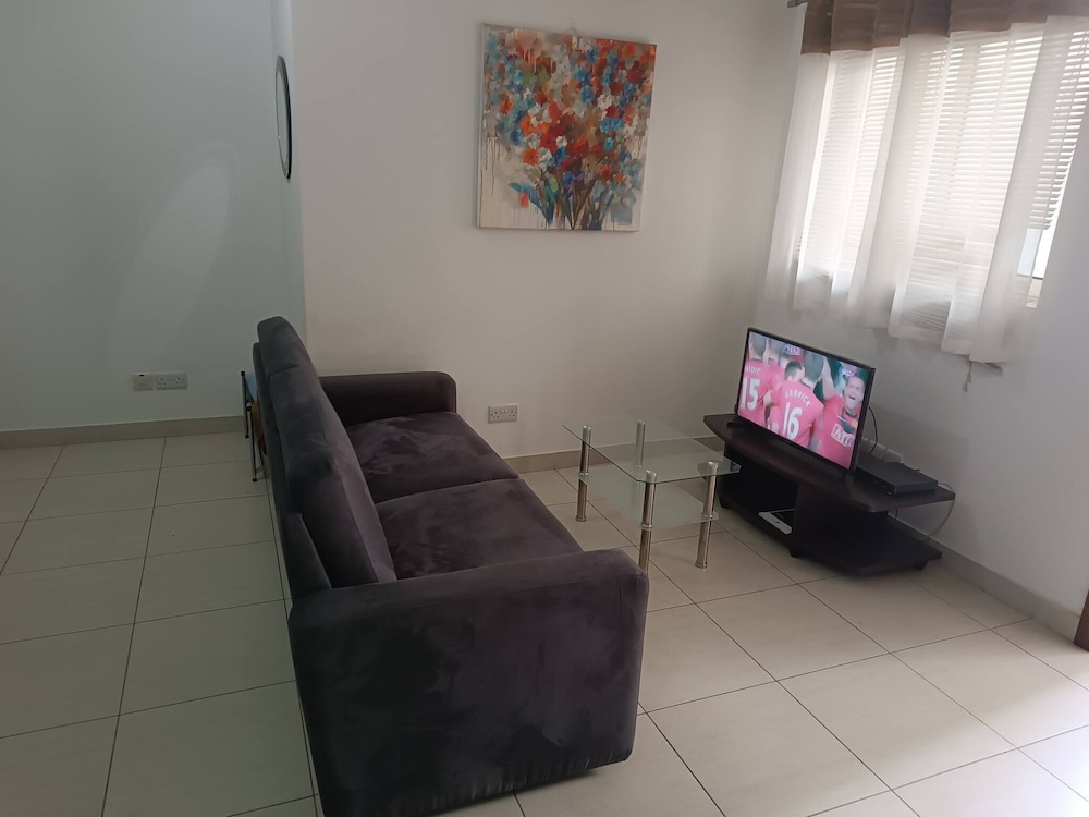 University Heights 2-bedroom Cosy Apartment