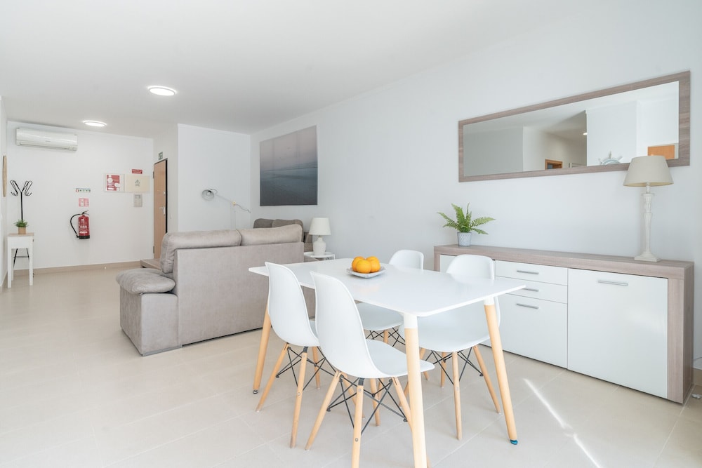 Tavira BAY 3 With Pool by Homing