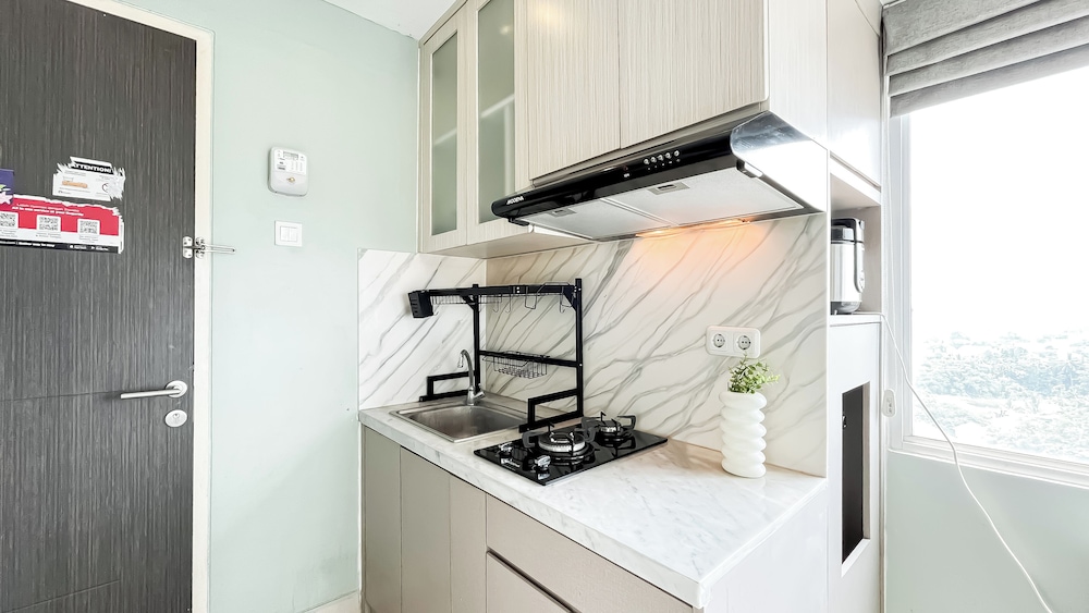 Sage Tone 1Br At Serpong Garden Apartment