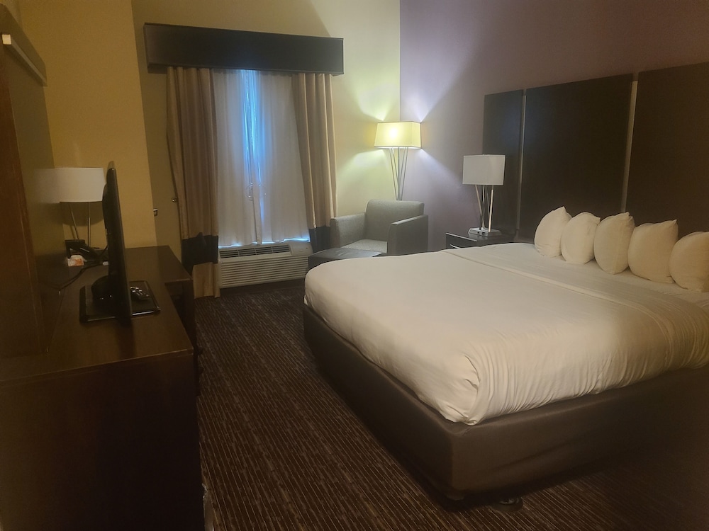 Spark by Hilton Dothan