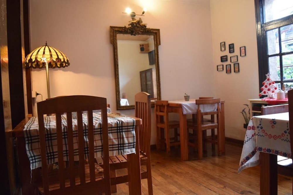 Alma Bed & Breakfast