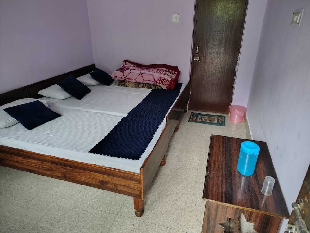 Hotel Radha Krishna
