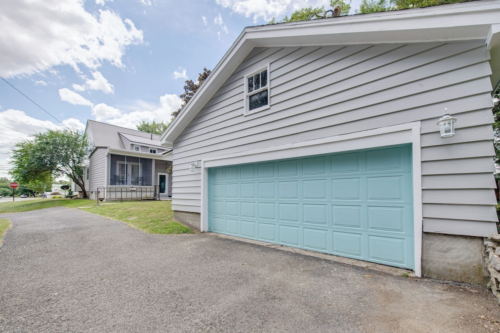 Bourbon Trail Fun: Dtwn Lebanon Home w/ Game Room