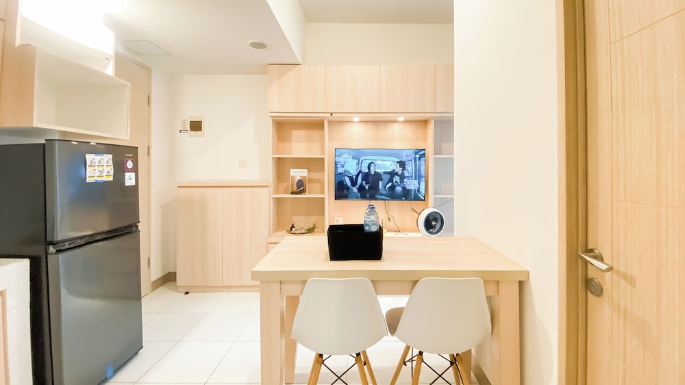 Comfortable 2Br At 6Th Floor Apartment Tokyo Riverside Pik 2