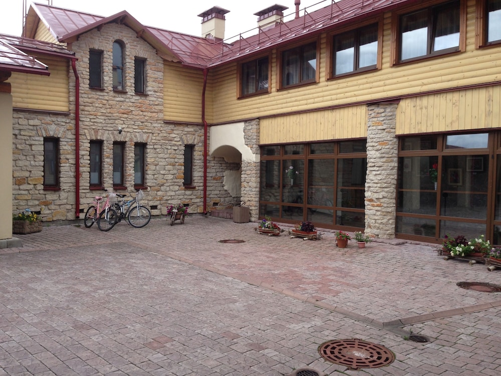 Photo 28