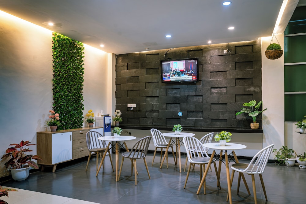 Tropical Point Hotel Syariah, Kendari - 11
