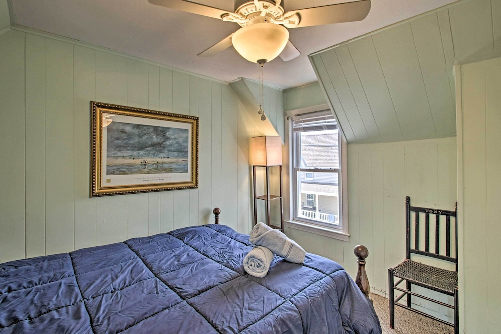 Bayside Weirs Beach Cottage < Half Mile to Pier! view 5