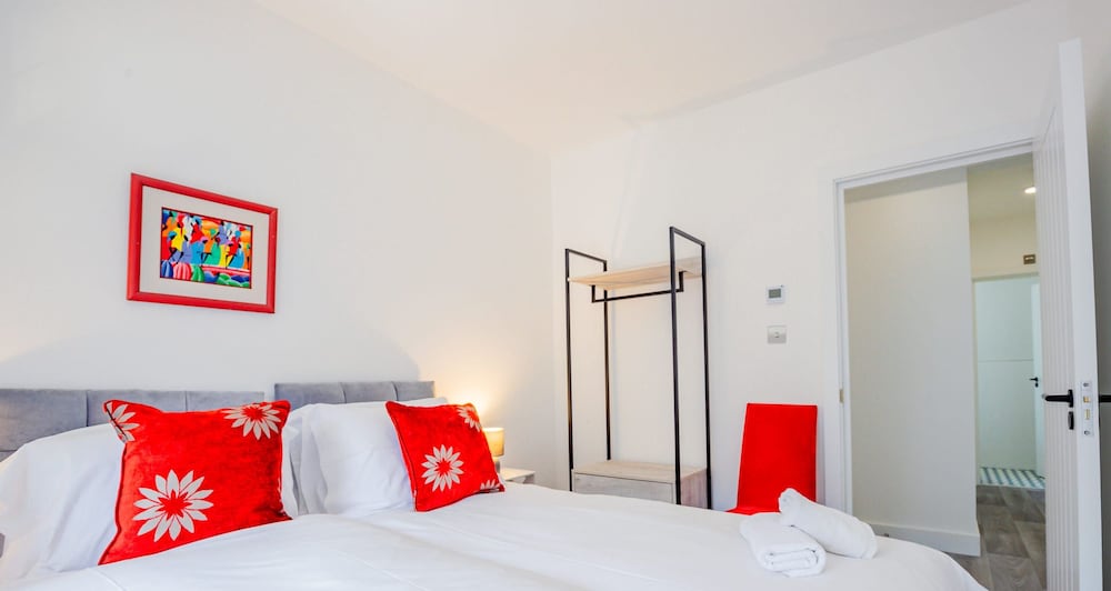 Host Stay Croydon Road Dwelling