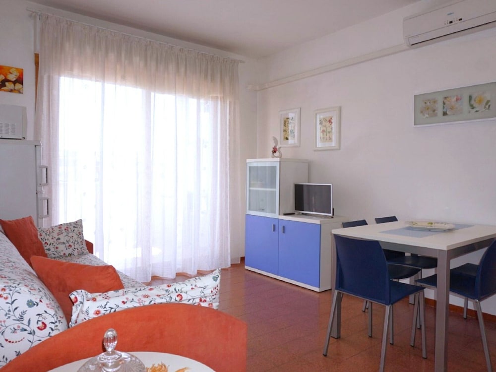 Apartment Near the Centre of Caorle view 3