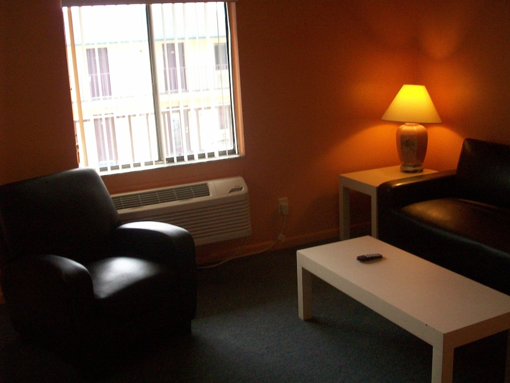 All Suite Motel