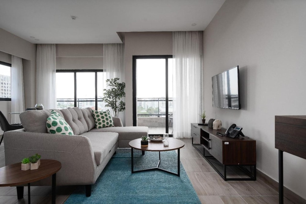 Breakfast Included - 2 Bedrooms - RL1 707