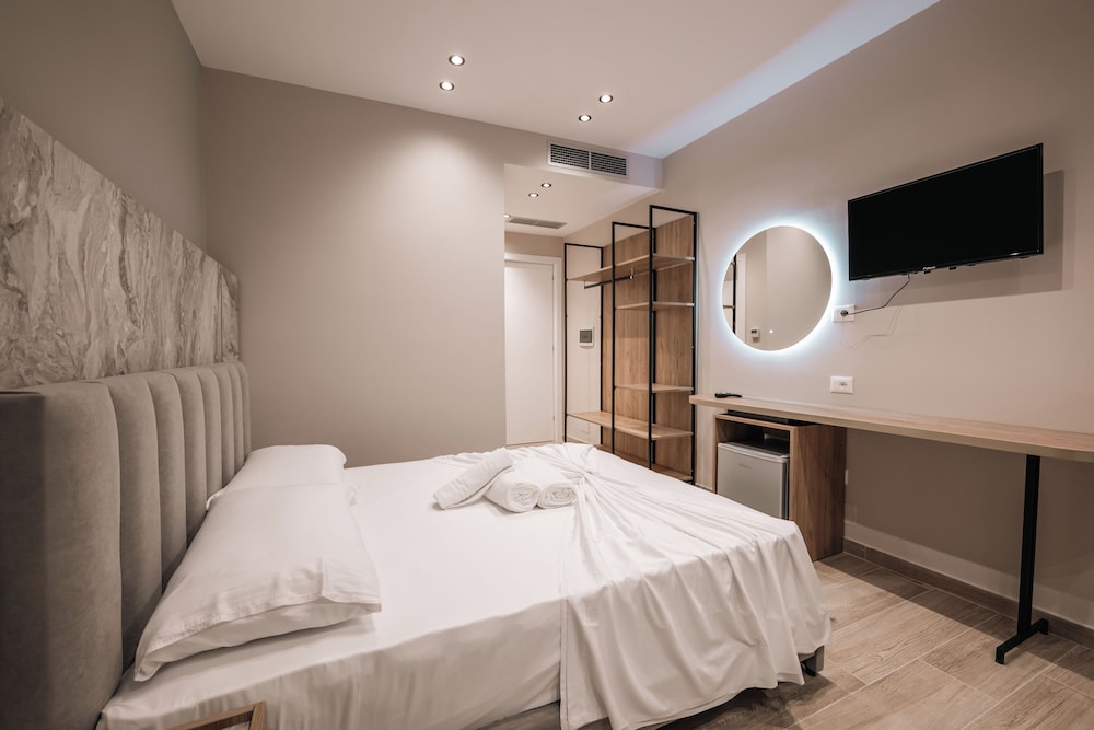 Trident Residence