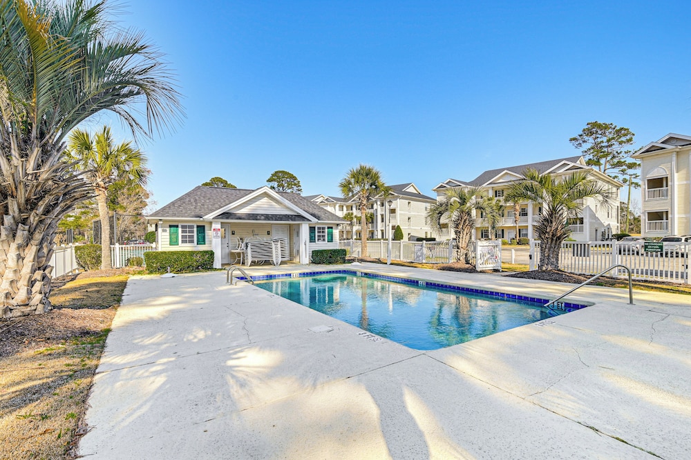 5 Mi to Myrtle Beach Hot Spots: Condo w/ Perks!