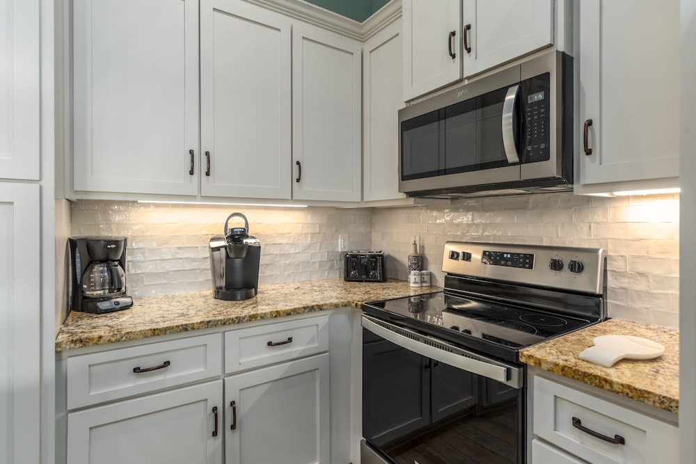 Sea La Vie - 106 Velasco Ct 4 Bedroom Home