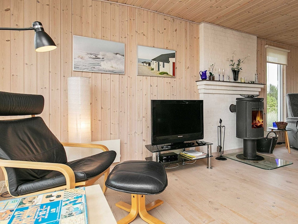 Cozy Coastal Retreat in Vorupor-by Traum view 4