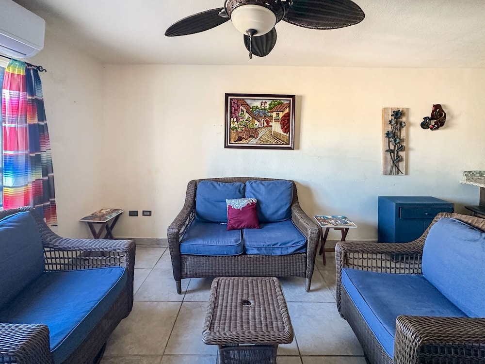 Casita With Excellent in Town Location