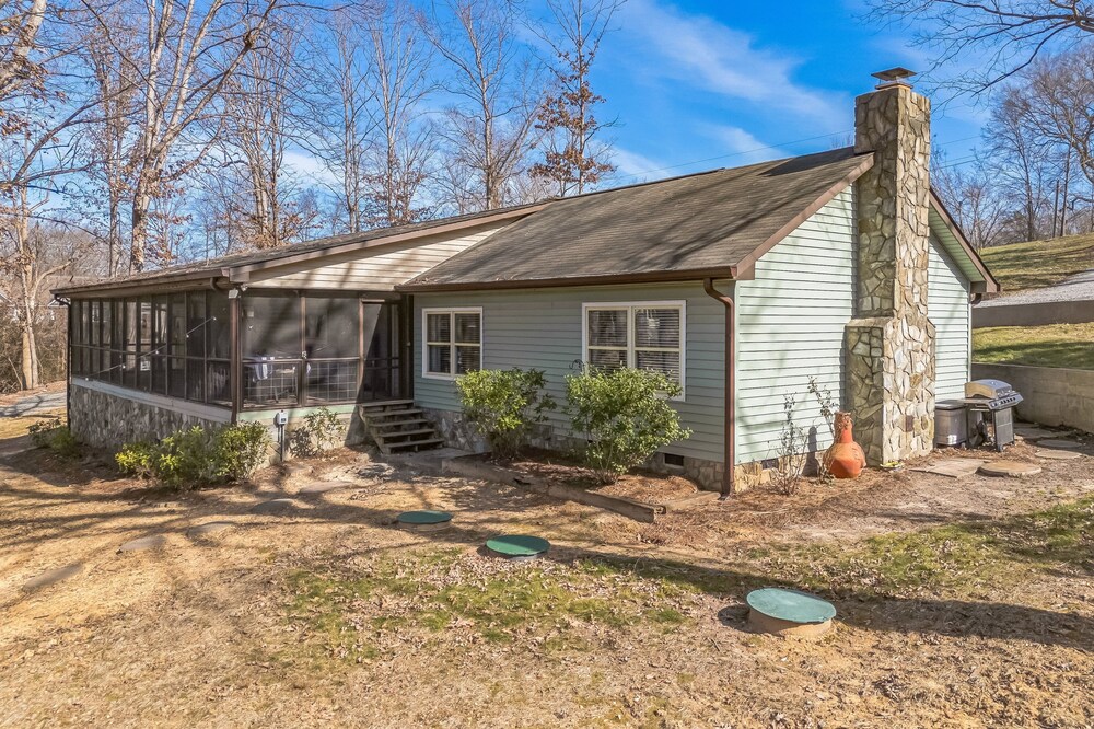 Spacious Hidden Paradise At Lake Norman 4 Bedroom Home