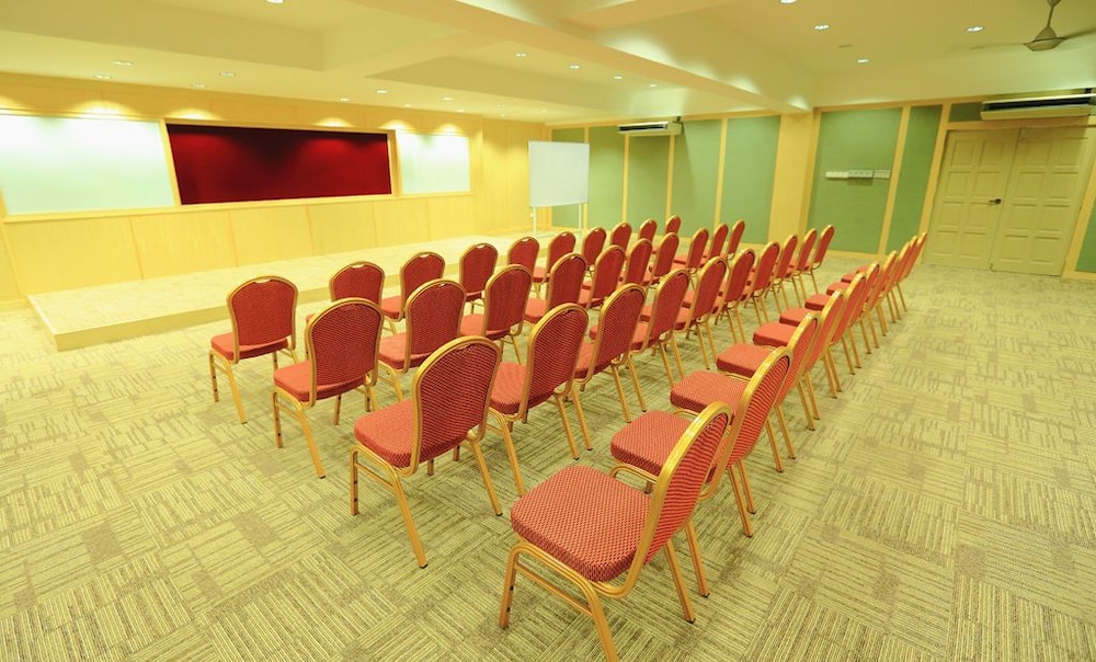 meeting & event spaces