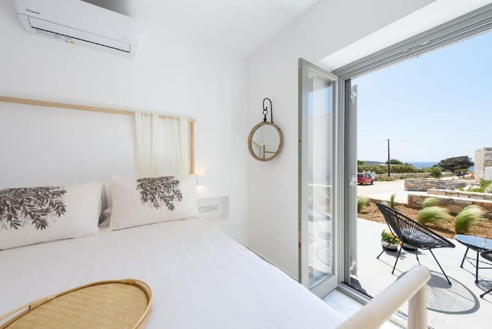 Villa Nerida -island Living Paros-