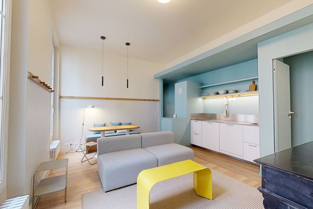 Altido Charming 2-bed Flat w Shared Spaces