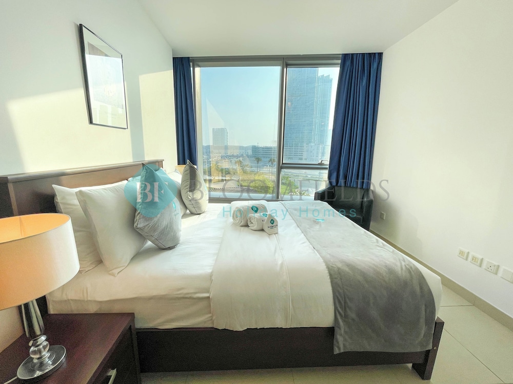 Bloomfields Spacious 1BR in Sun Tower