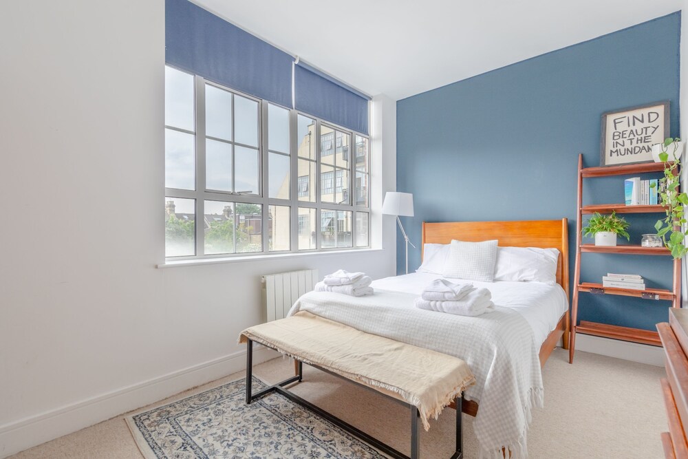 Stylish & Bright 1BD Flat - Peckham