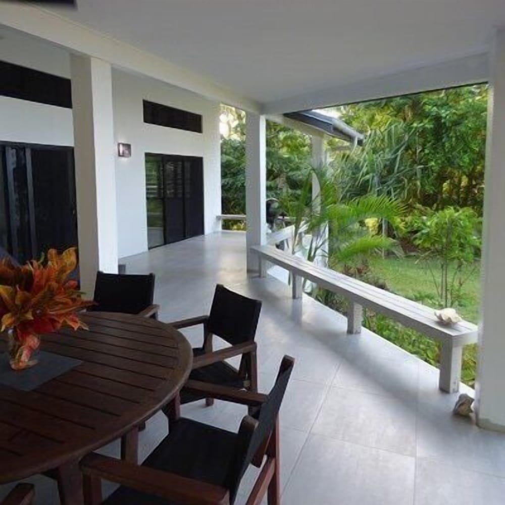 Mahimahi Villas