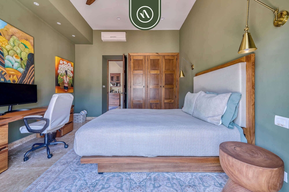 Tasteful Condo Near Romantic Zone - Pool