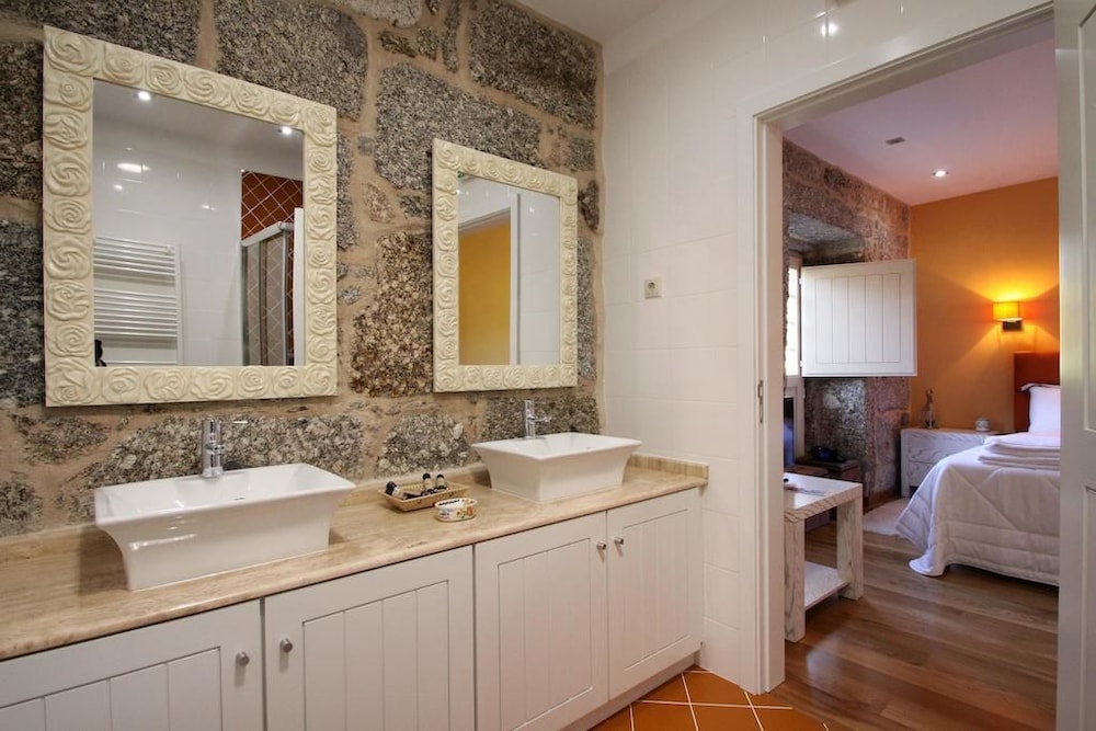 Devesa do Cávado en Amares — bathroom