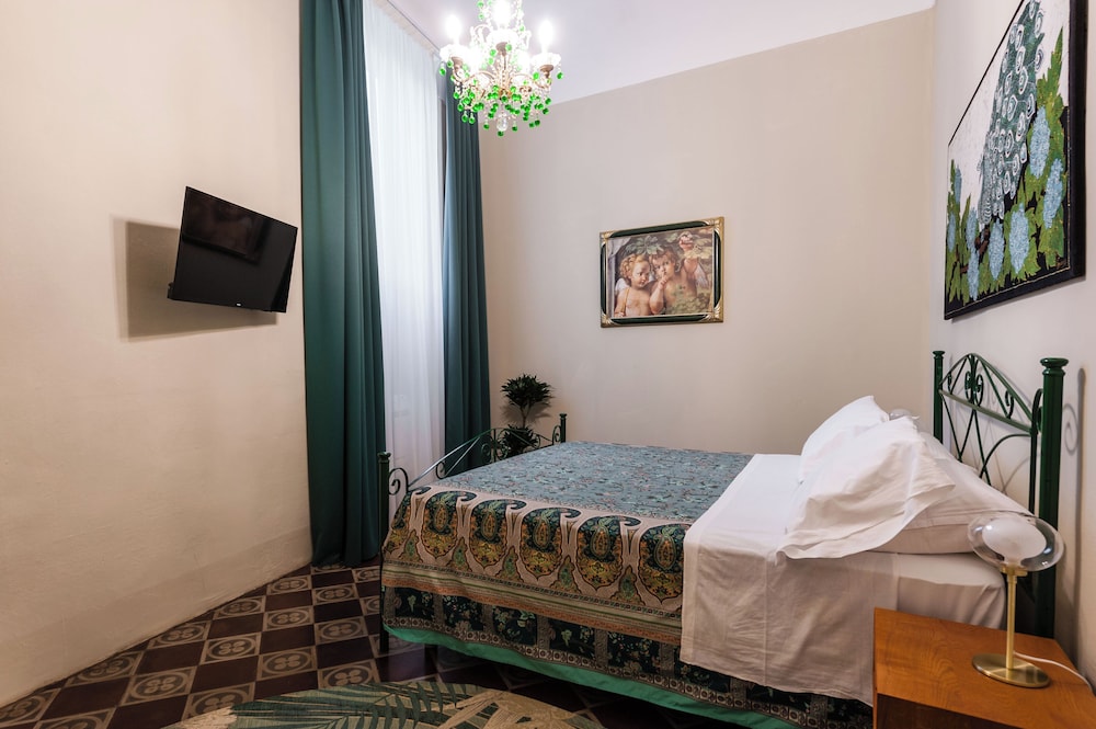 Elysium Apartment by Wonderful Italy