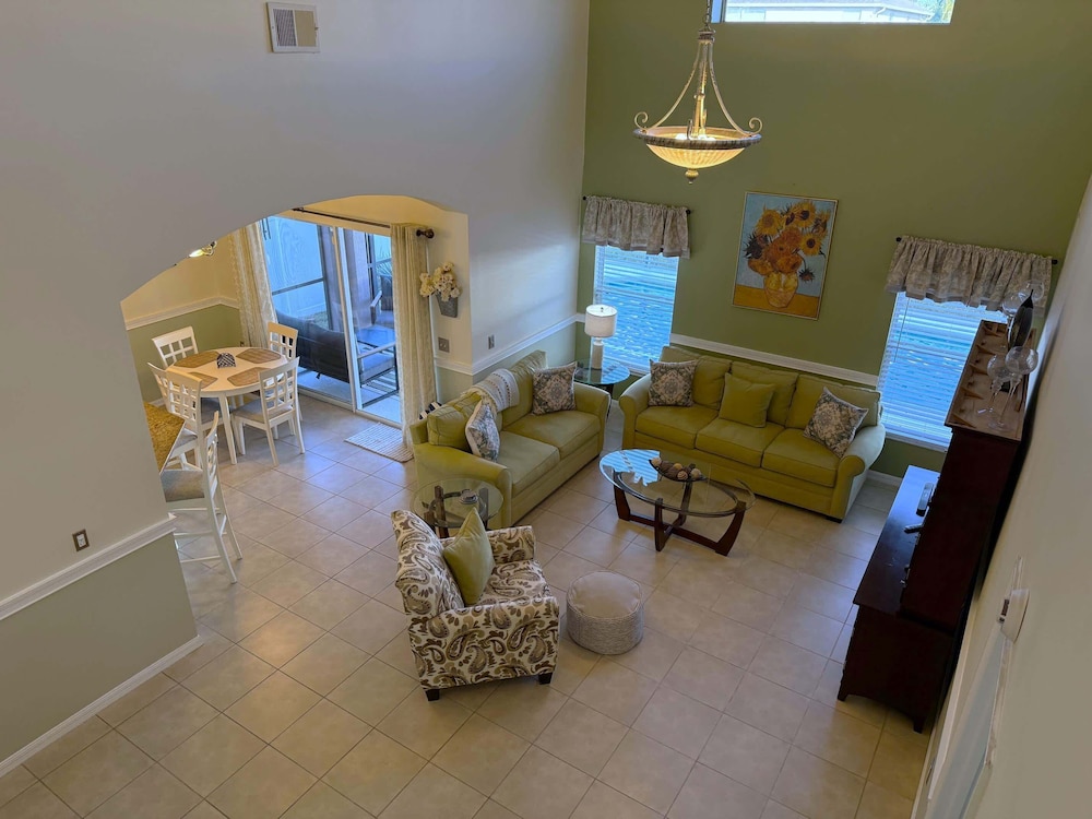 Spacious 5-bedroom Pool Villa in Southern Dunes