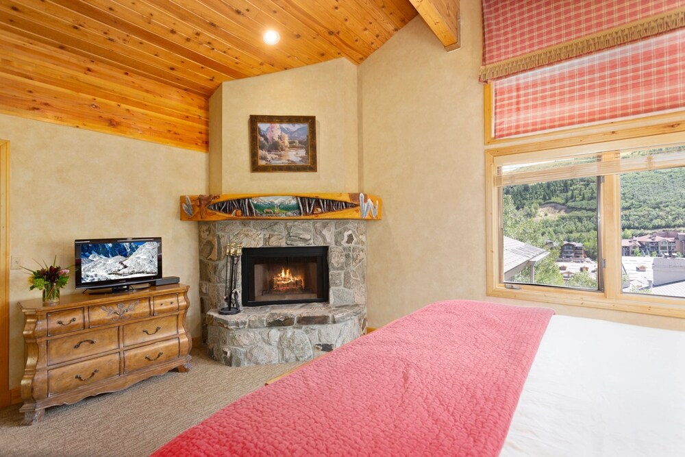 Trail's End Lodge at Deer Valley Resort - Four Bedroom Residence with Spa #18 4 Condo