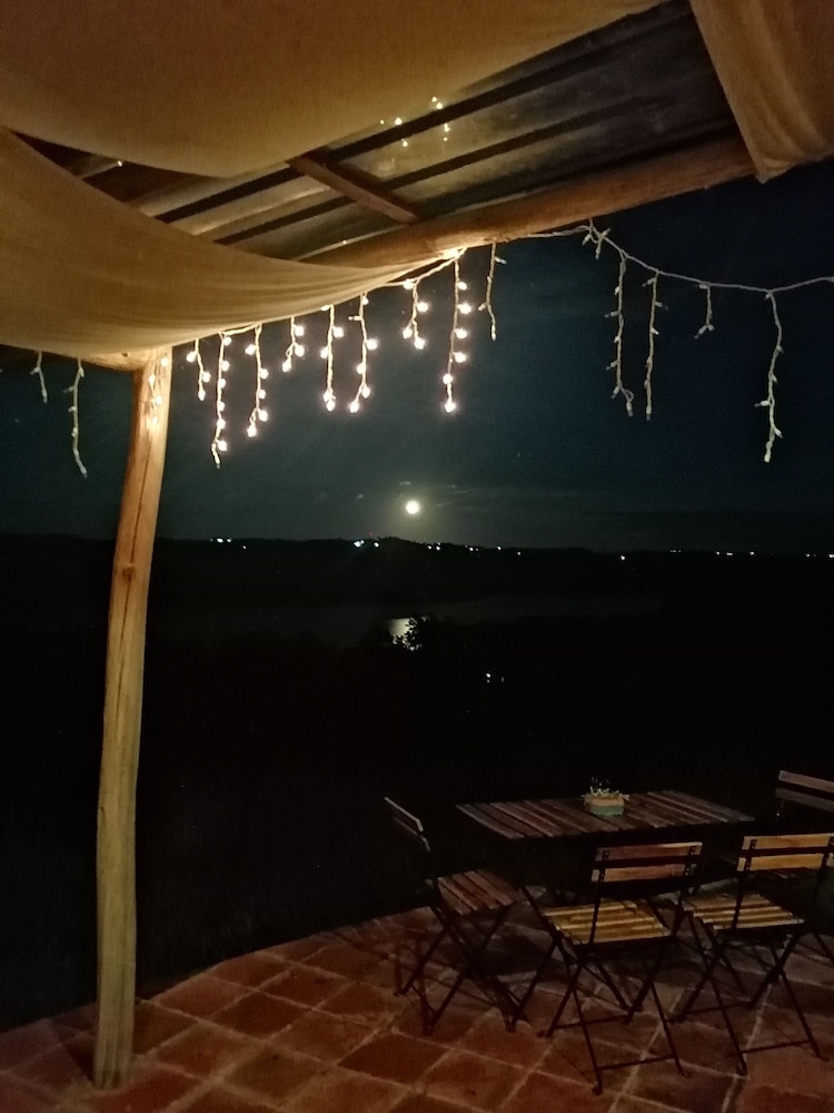 Villas del Lago Lake Resort & Campground