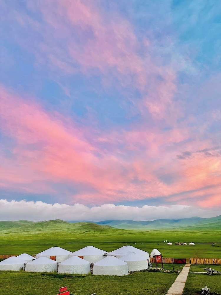 Mongol Nomadic Camp Resort