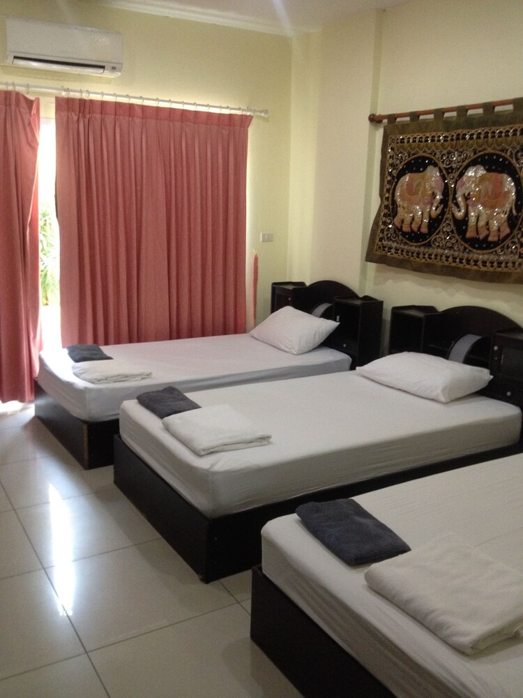 Jomtien Hostel