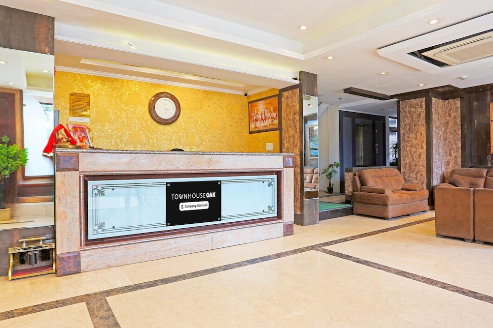 Stylish Room With Mesmerizing View Dharamshala